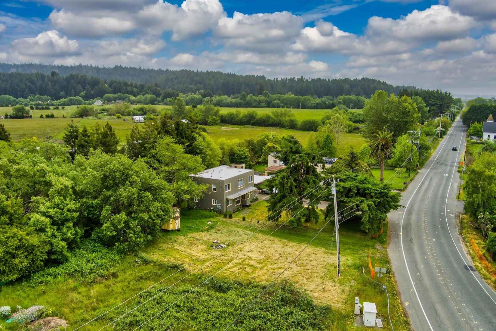 1950 Old Arcata Rd  