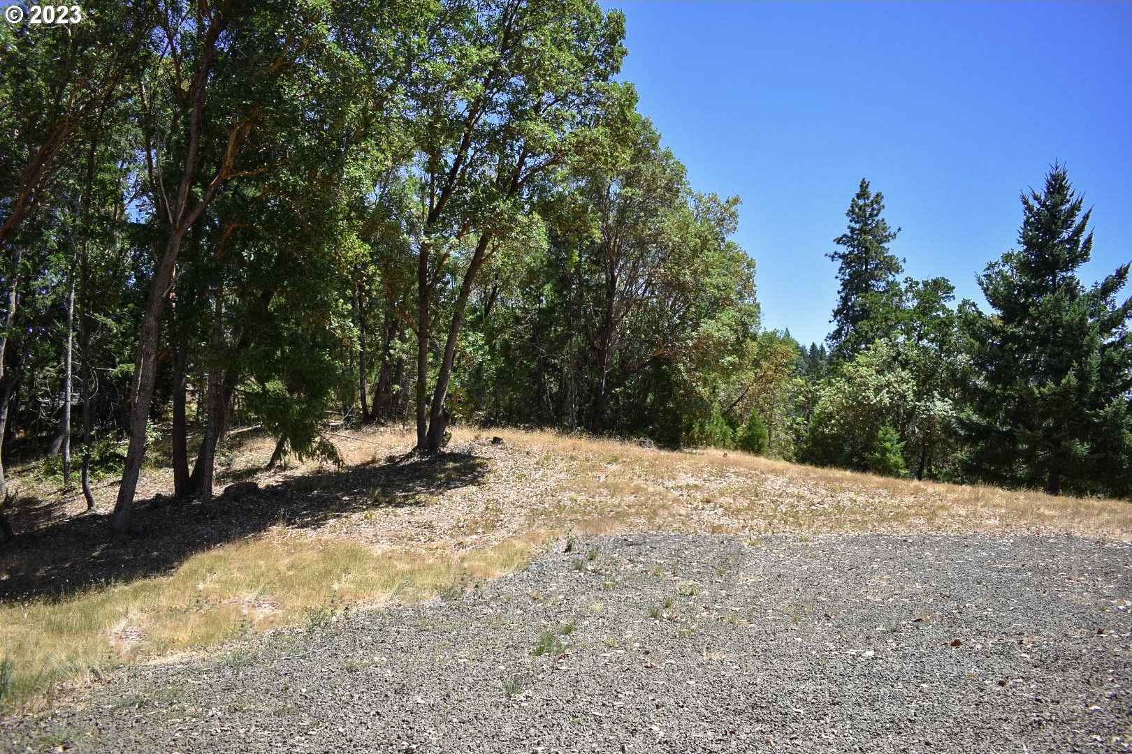675 Panorama Ln  