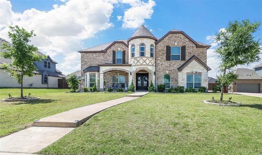 560 Featherstone Ln  