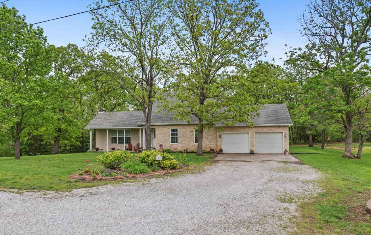 18915 East Orleans Trl  