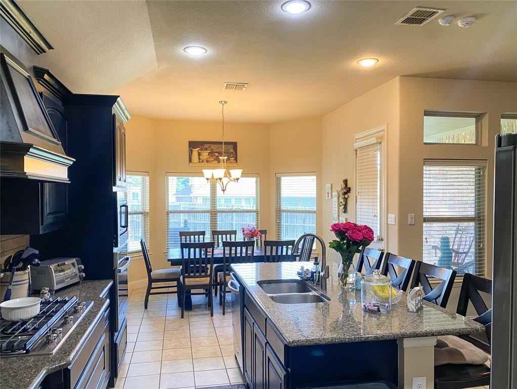 1237 Barberry Dr  