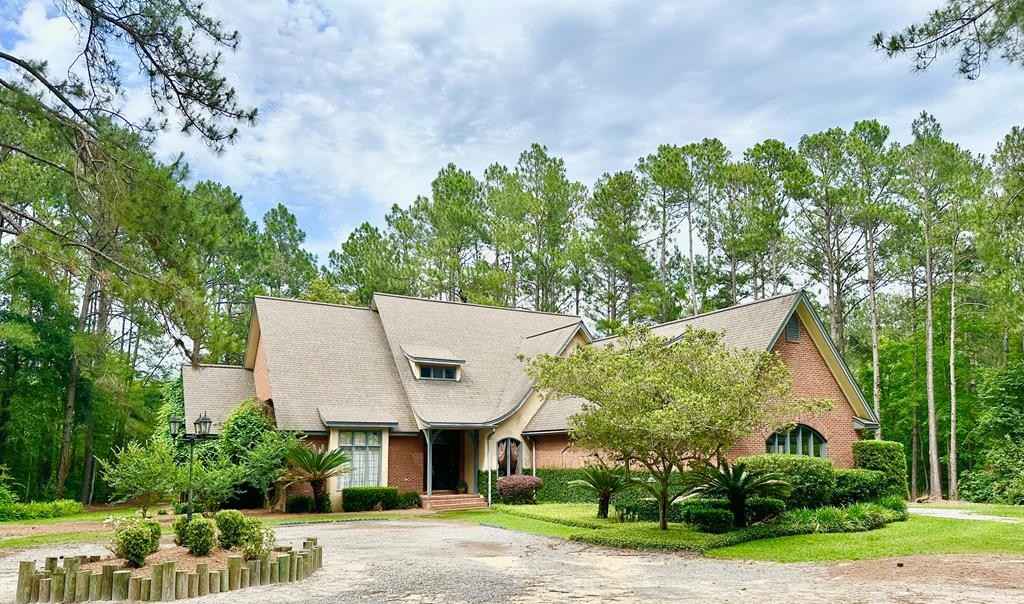 2560 Hwy 32 W  