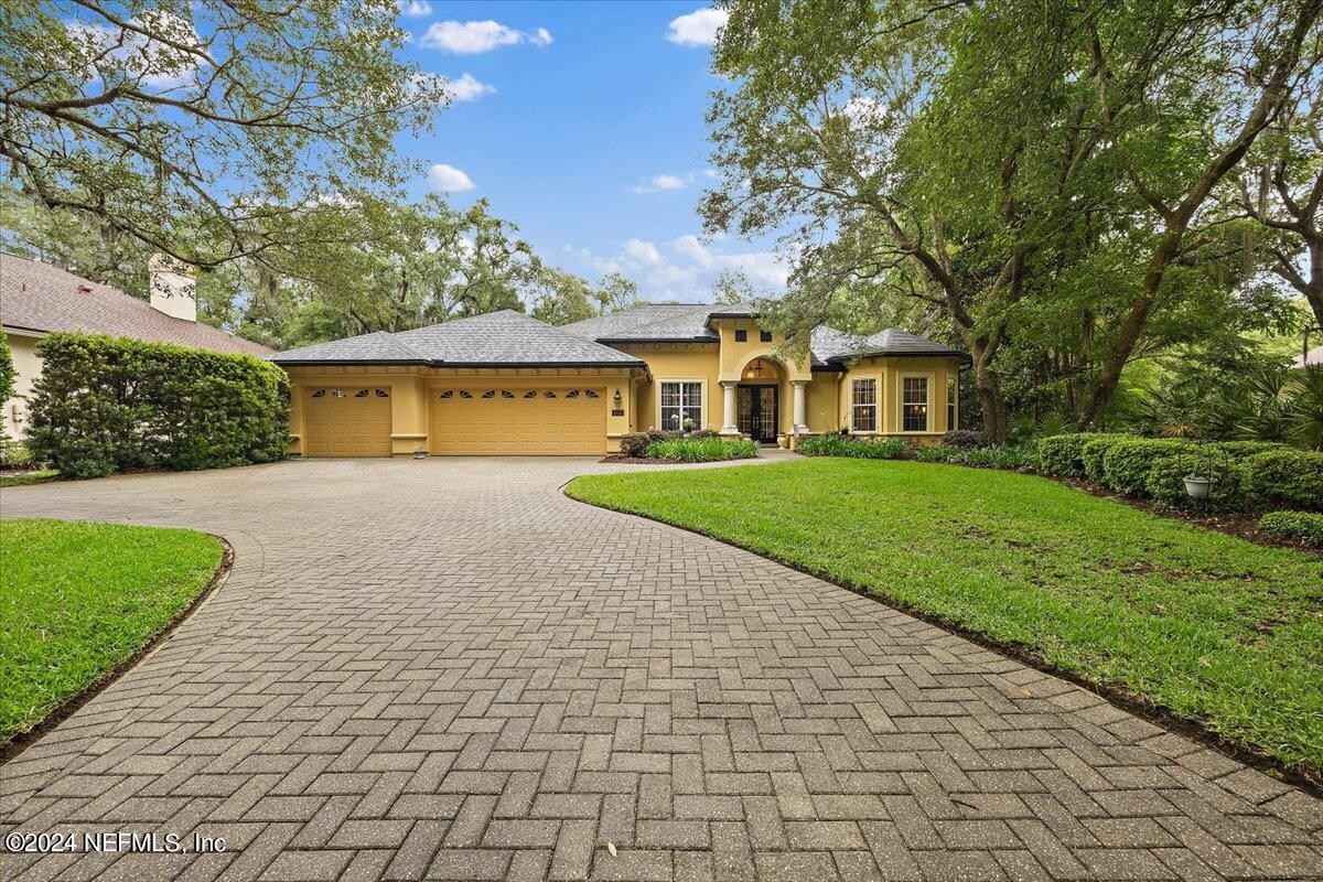 3720 BERENSTAIN Dr  