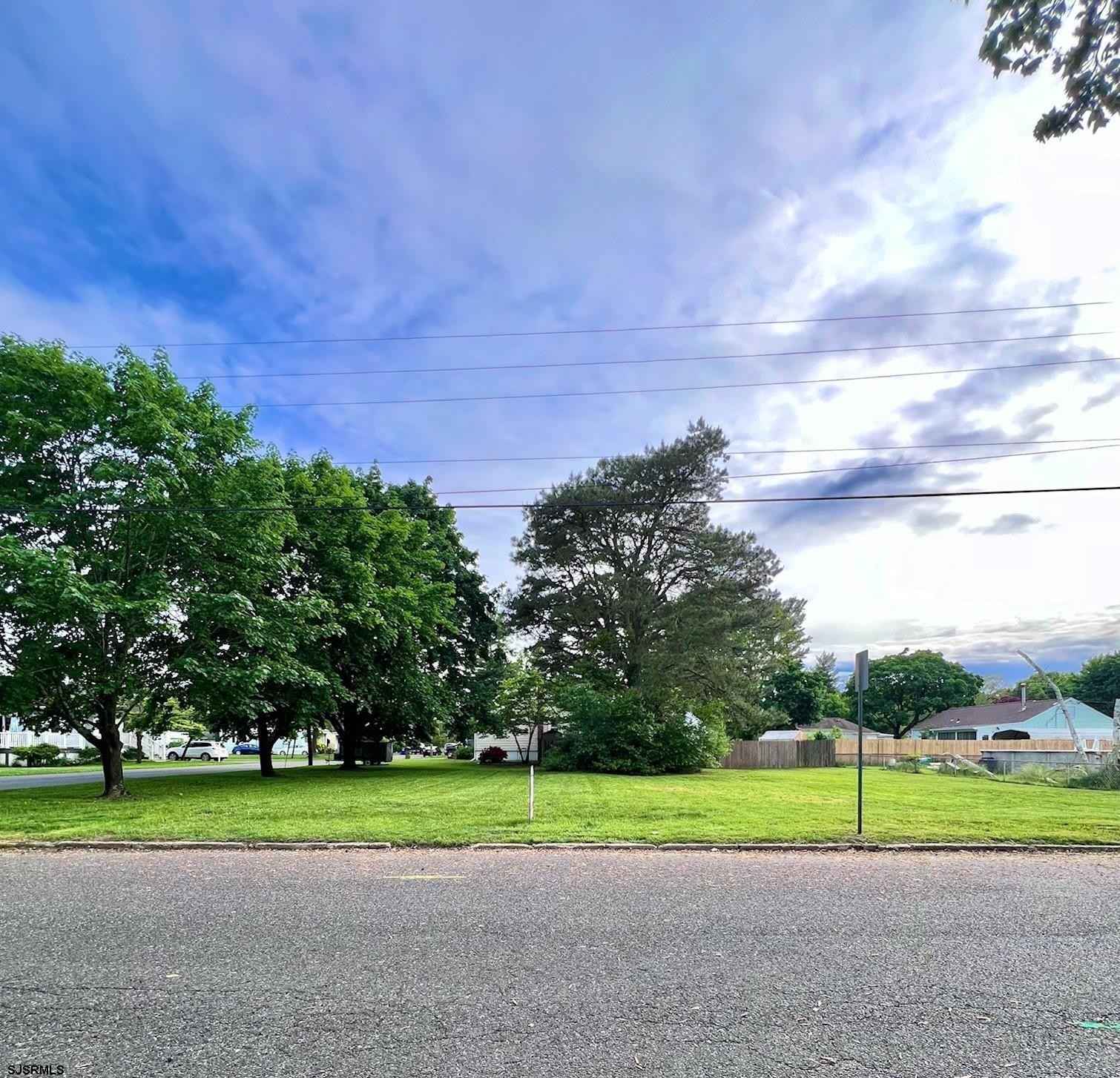 00 Central Ave  