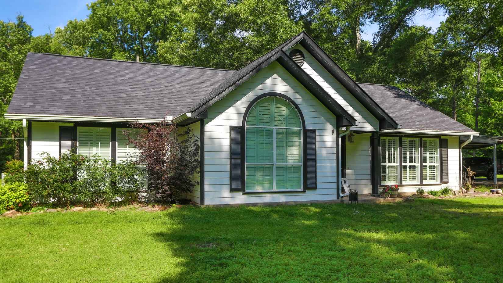 527 Oak Dr  