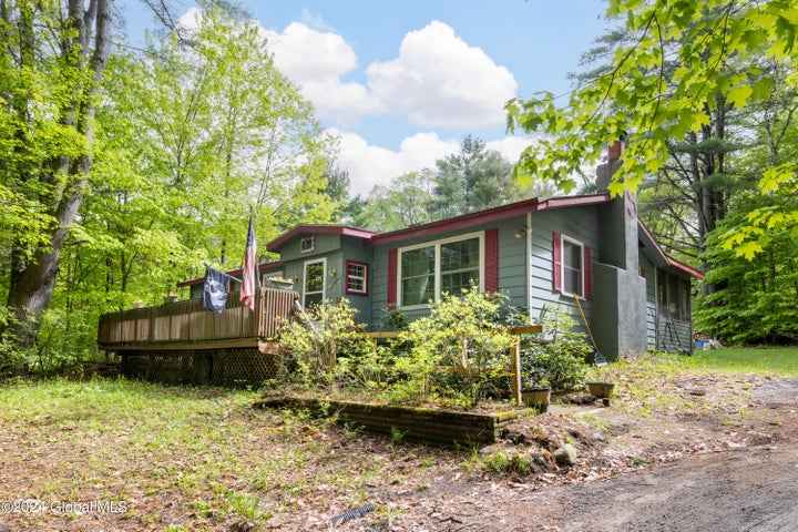 68 Elks Glade Rd  