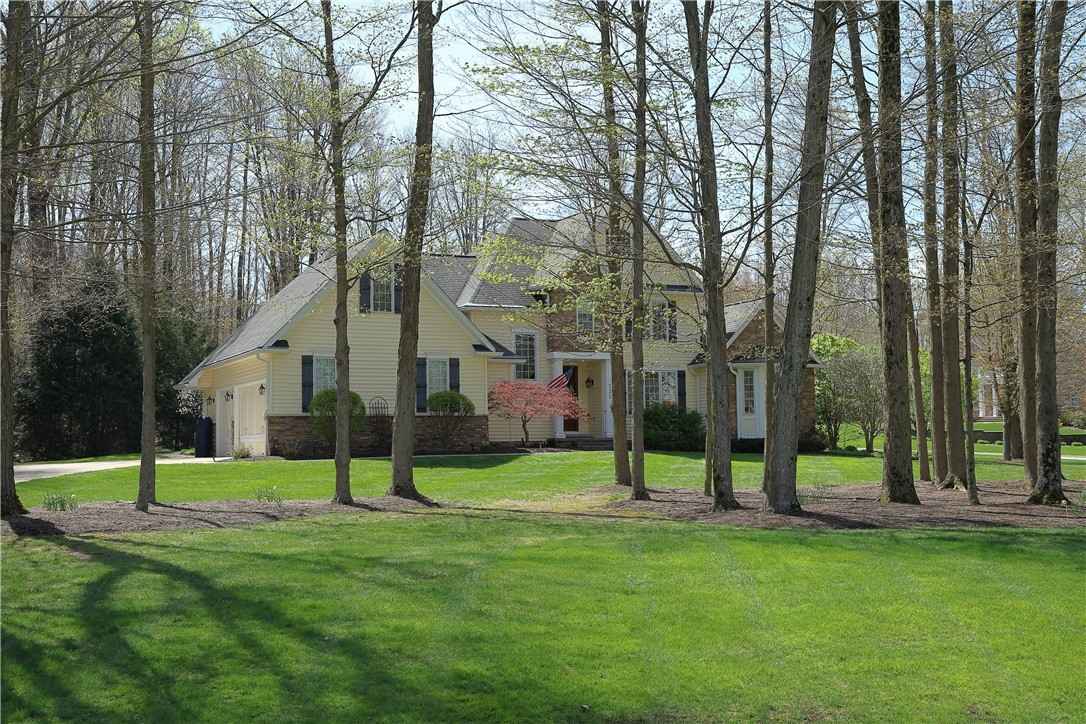 235 EDGEWATER Cir  