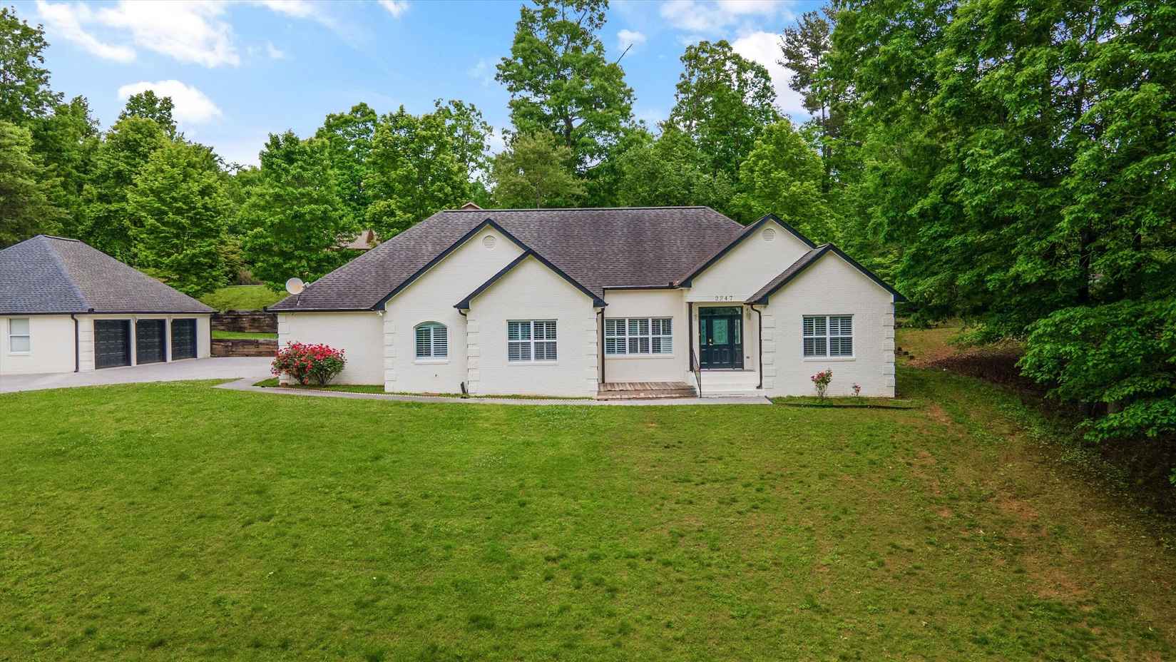 2247 Battle Hl Rd  