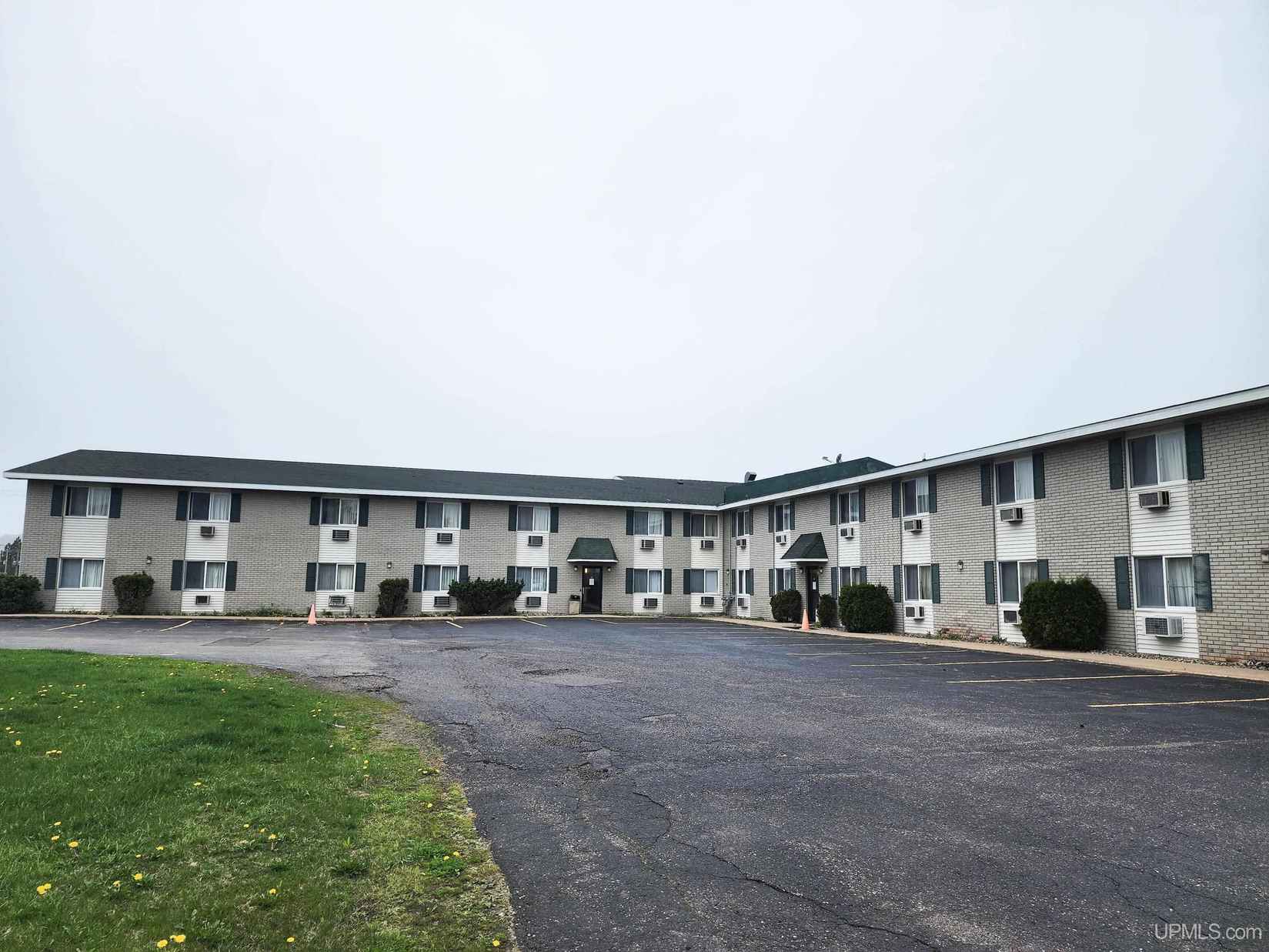 2702 N Stephenson  