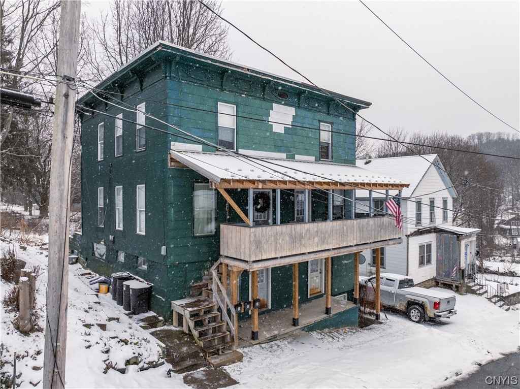3 Pierce St  