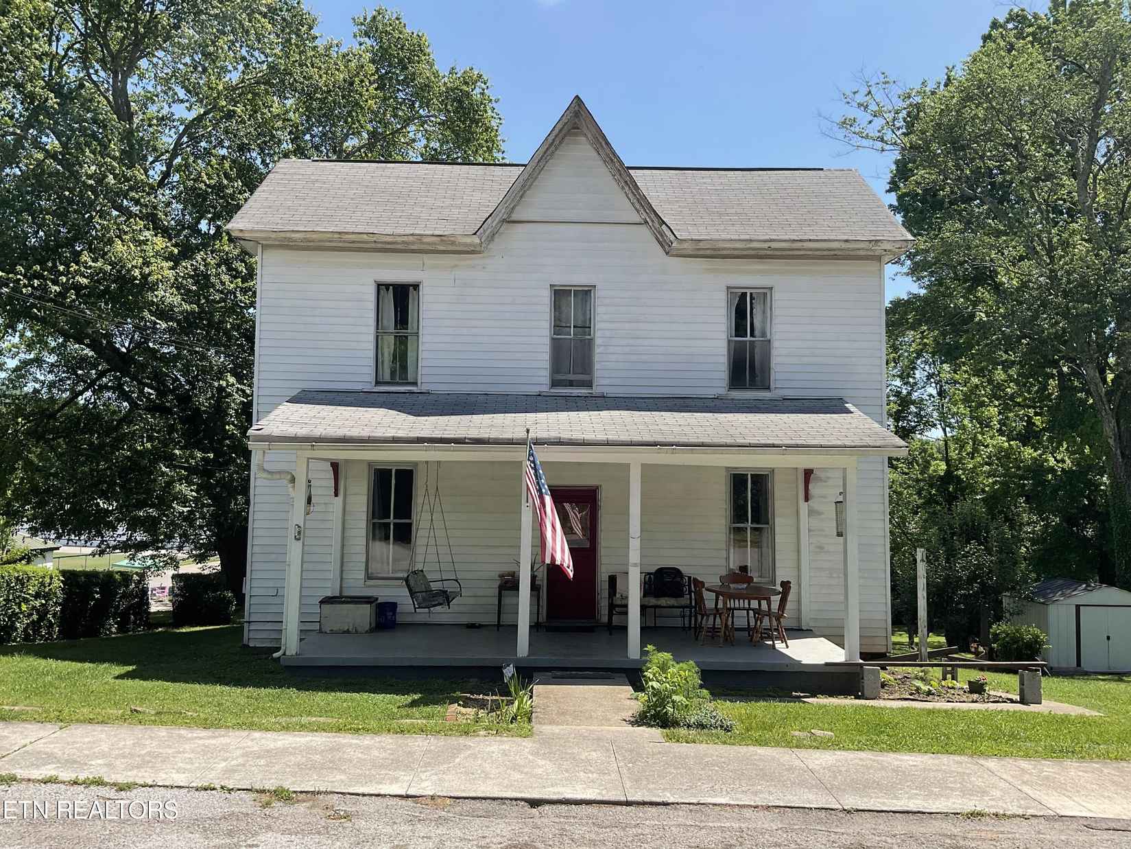416 W Wheeler St  