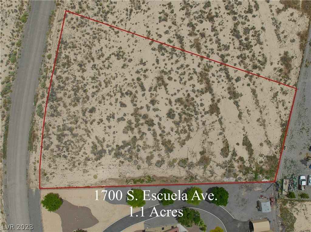 1700 Escuela Ave  