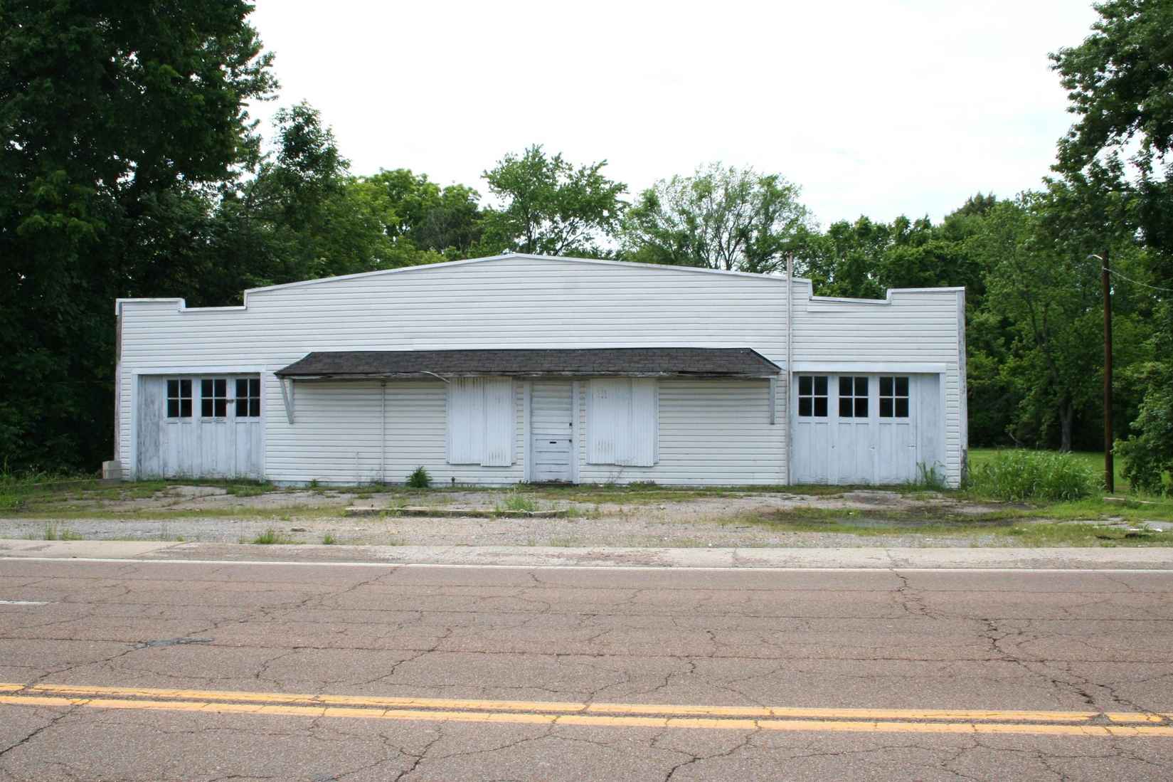 617 S Main Ave Ave  