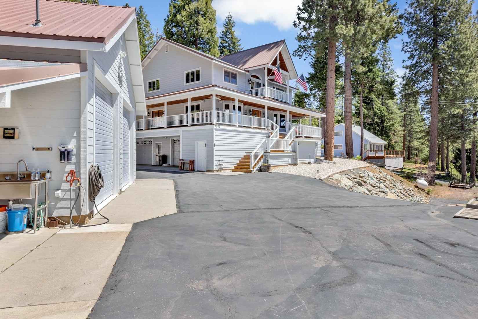 4074 Hwy 147  