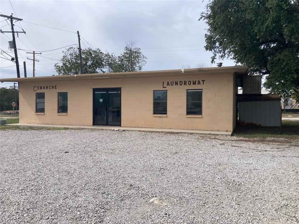 1101 N Austin St  