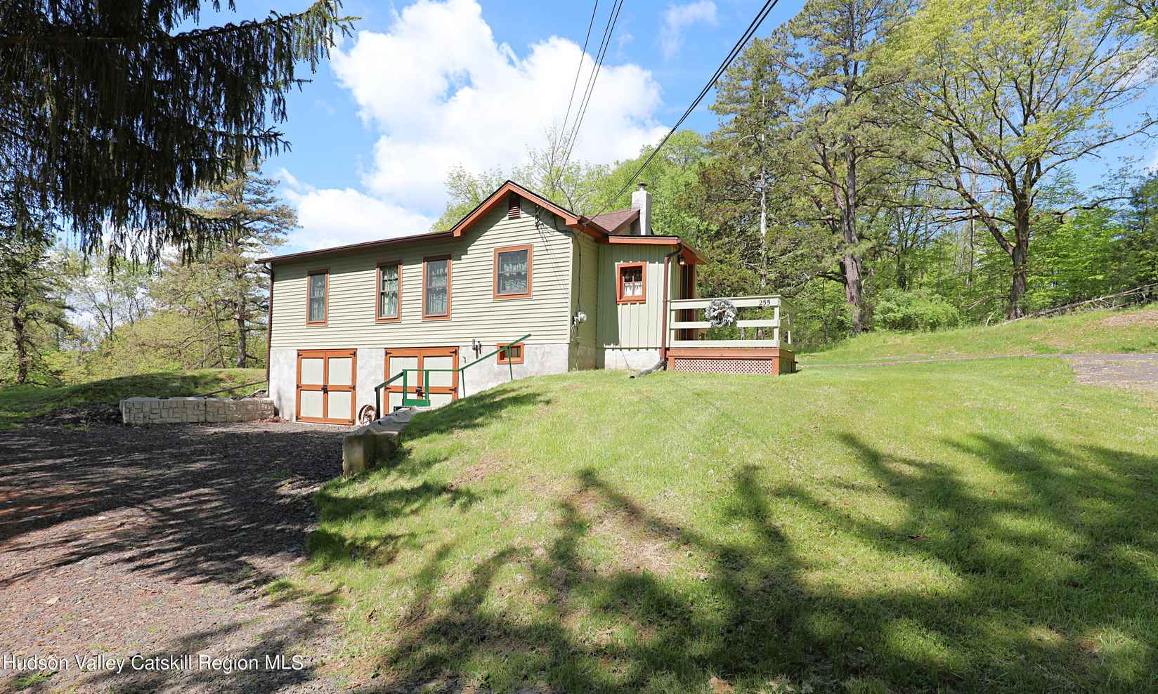 255 Clay Hl Rd  
