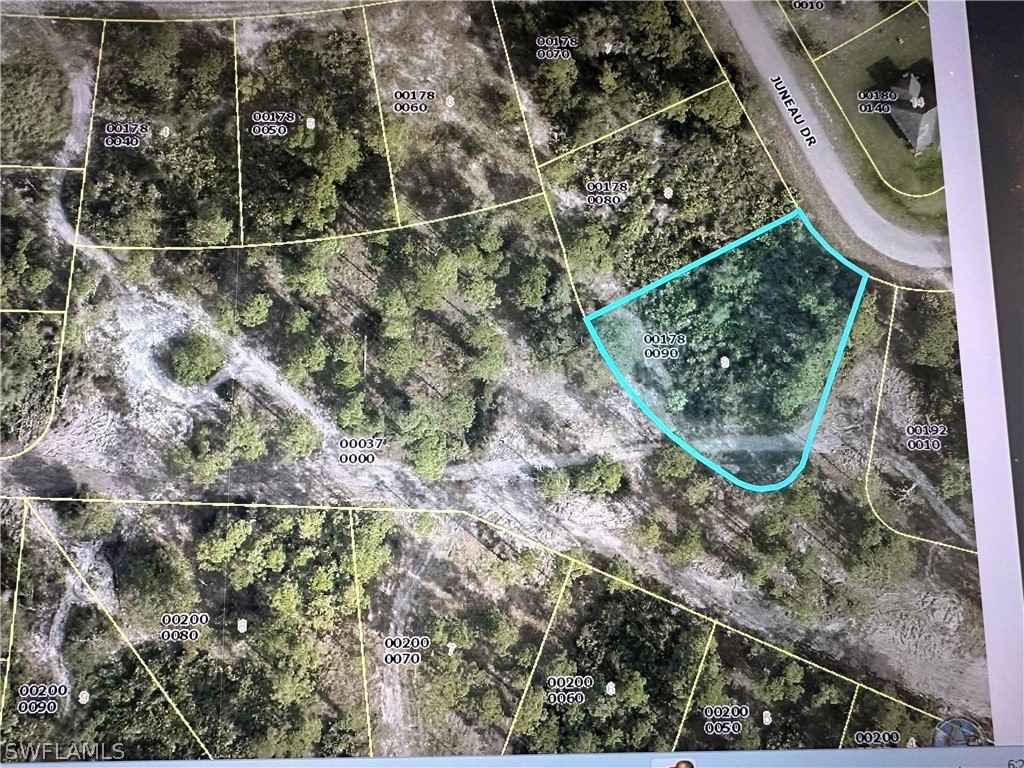406 Juneau Dr  