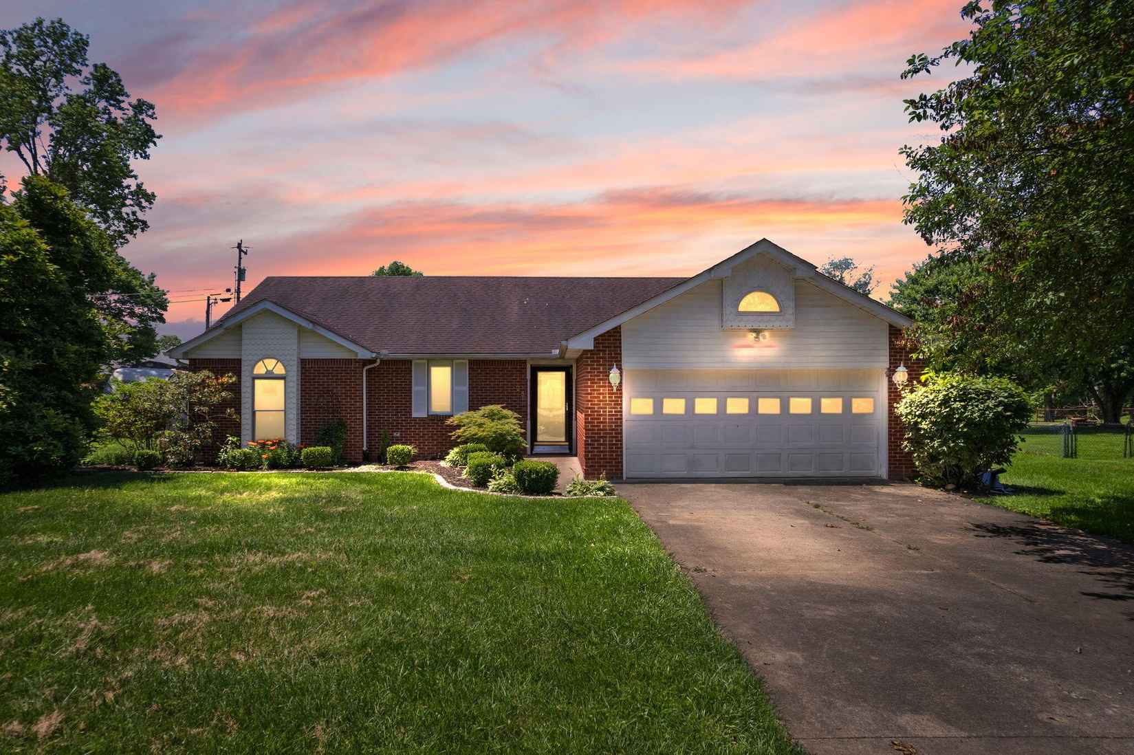 125 Lin Don Dr  