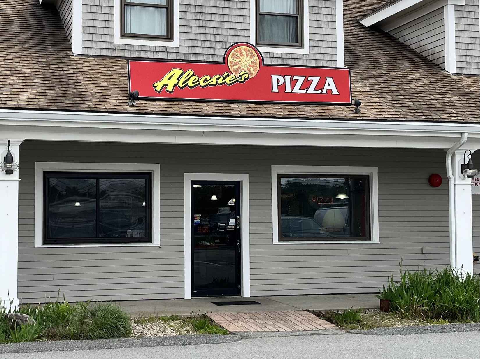 181 Rte 137  