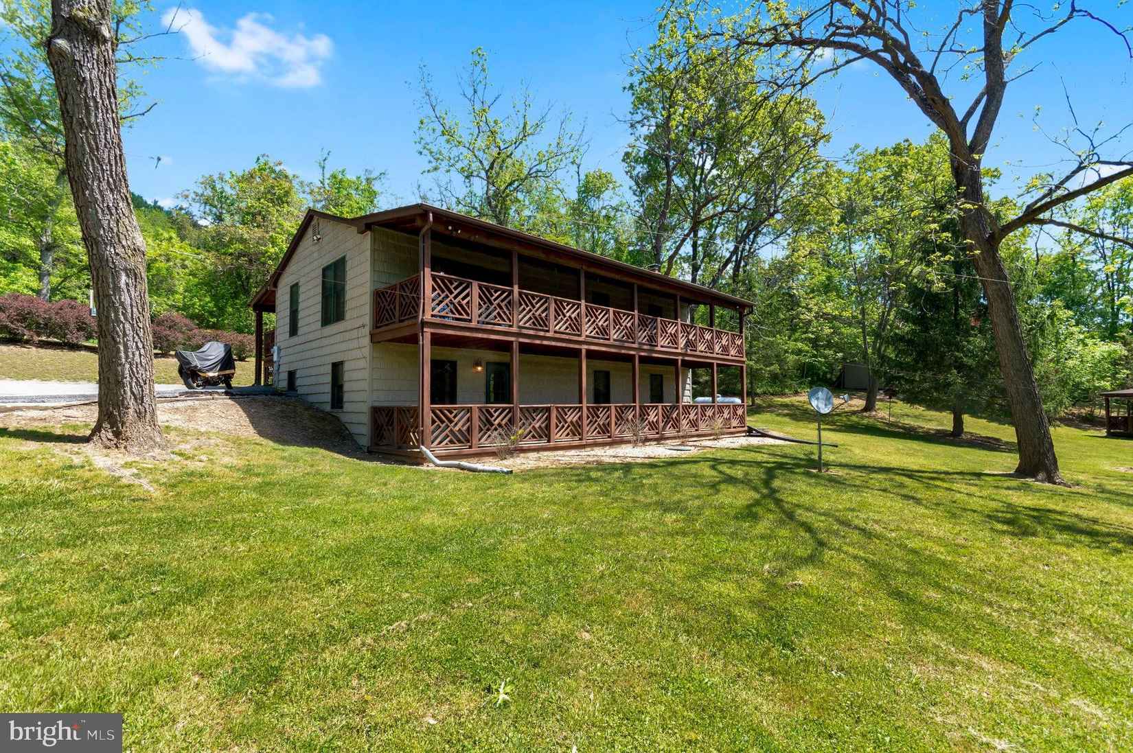 13010 BELLE MEADE Ln  