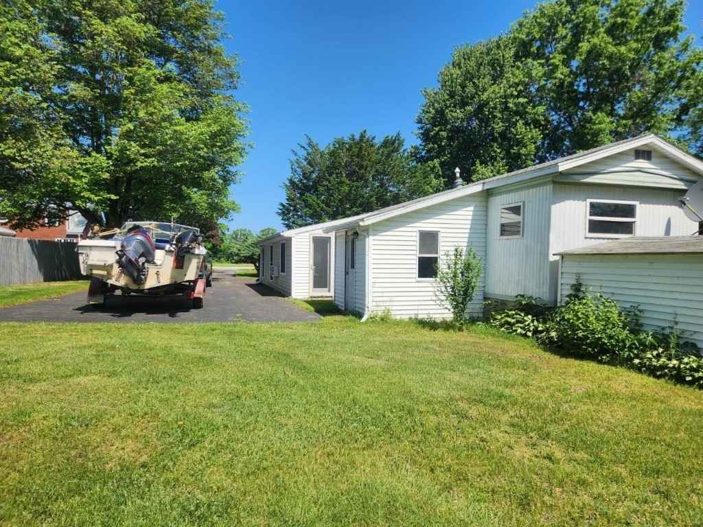 13615 Rdg Rd  