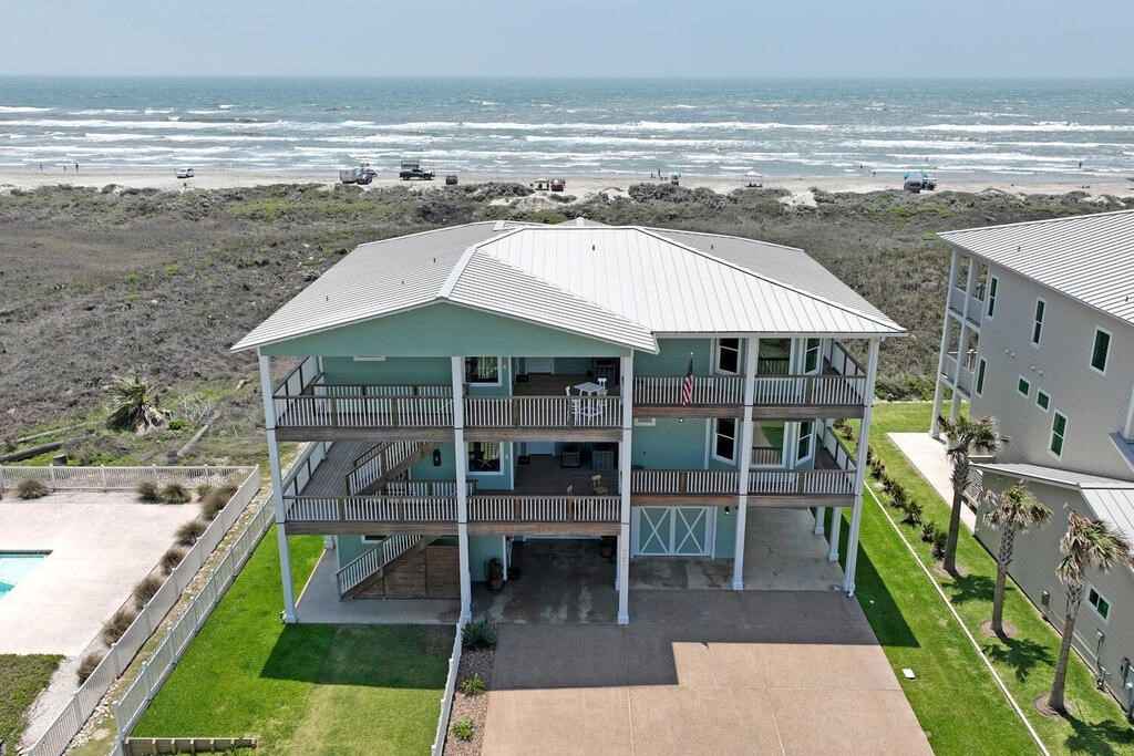 279 Beachwalk  