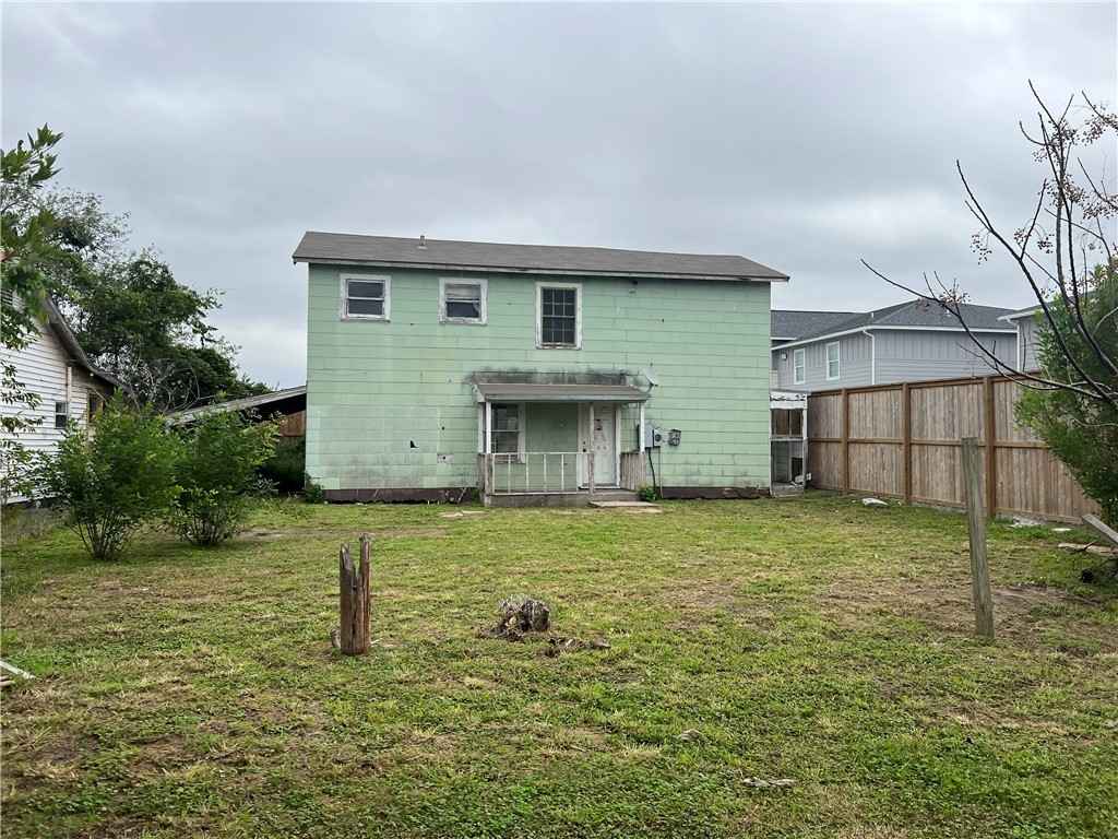 512a N Alamo St  