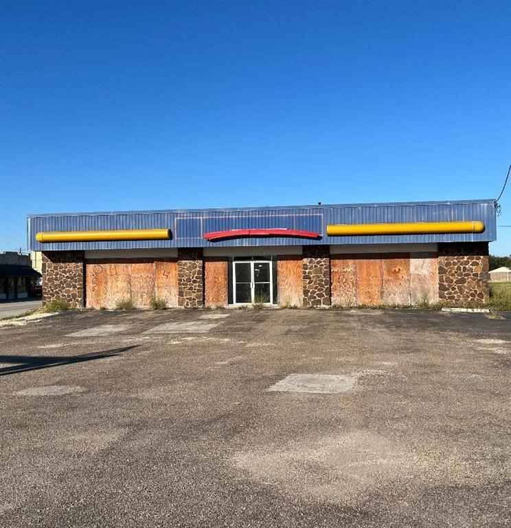 1 E San Patricio Ave  