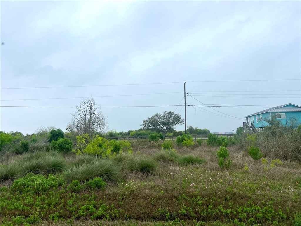 143 Pompano Dr  