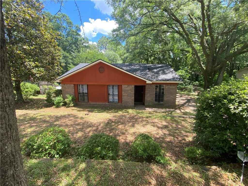 1124 Orangeburg Dr W  