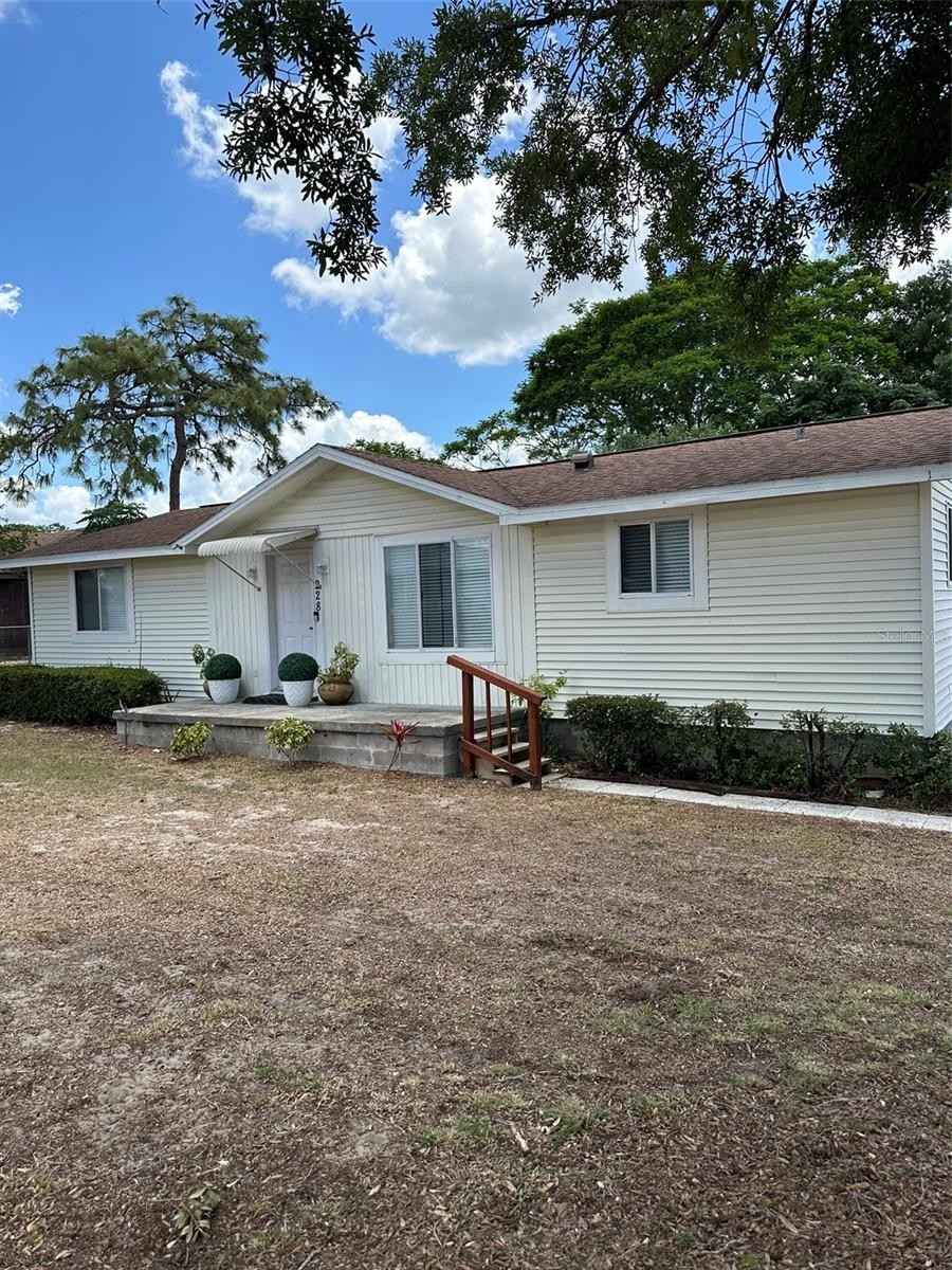 228 Babson Dr  