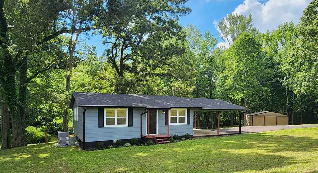 825 Hwy 69n  