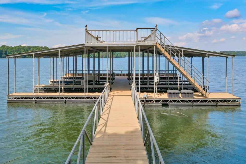 530 Bayberry Xing Dr  