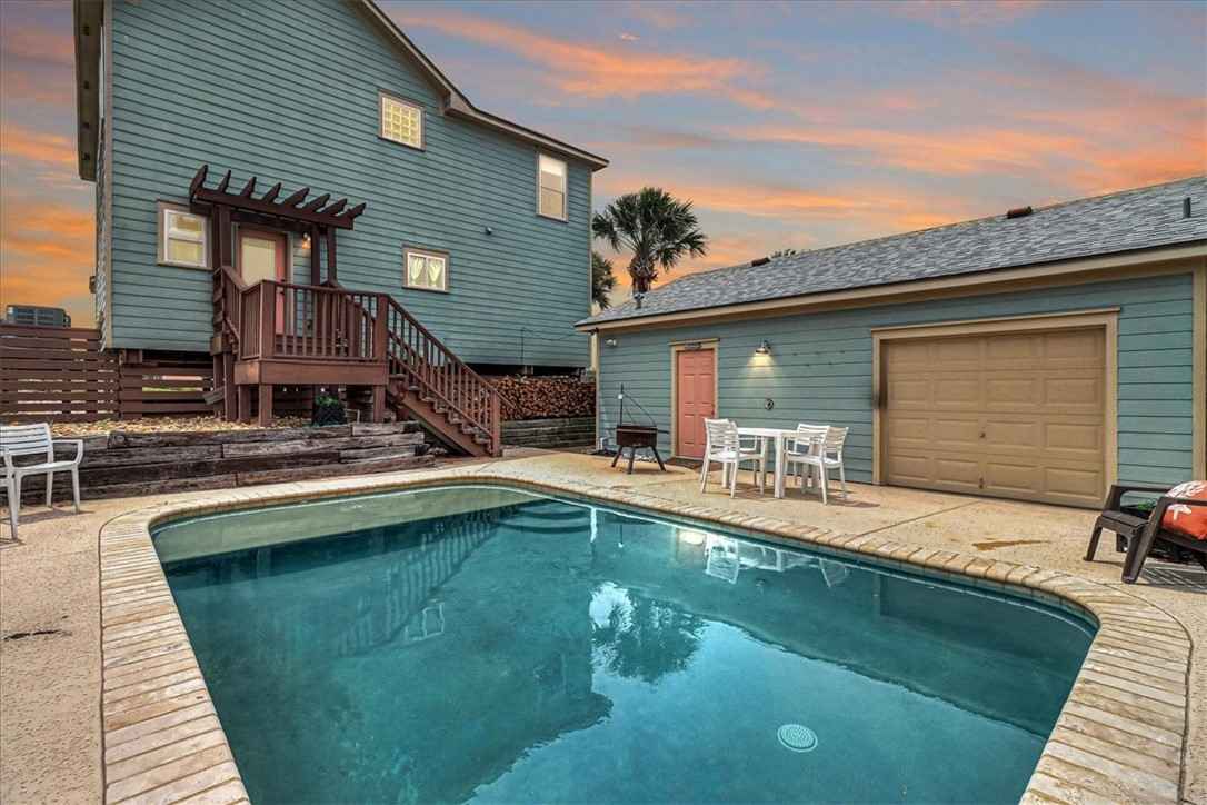655 Sandkey Dr  
