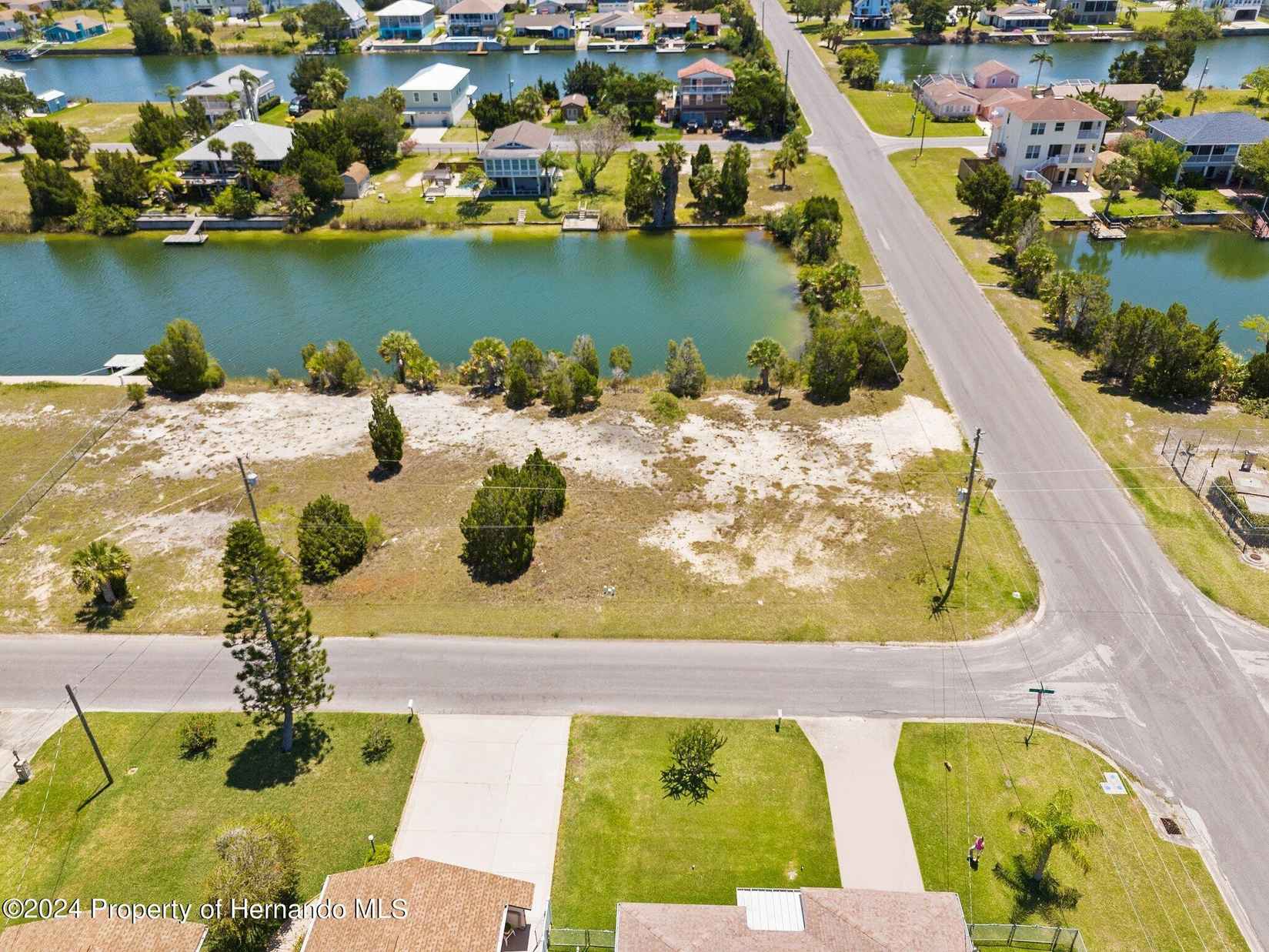 3372 Crape Myrtle Dr  