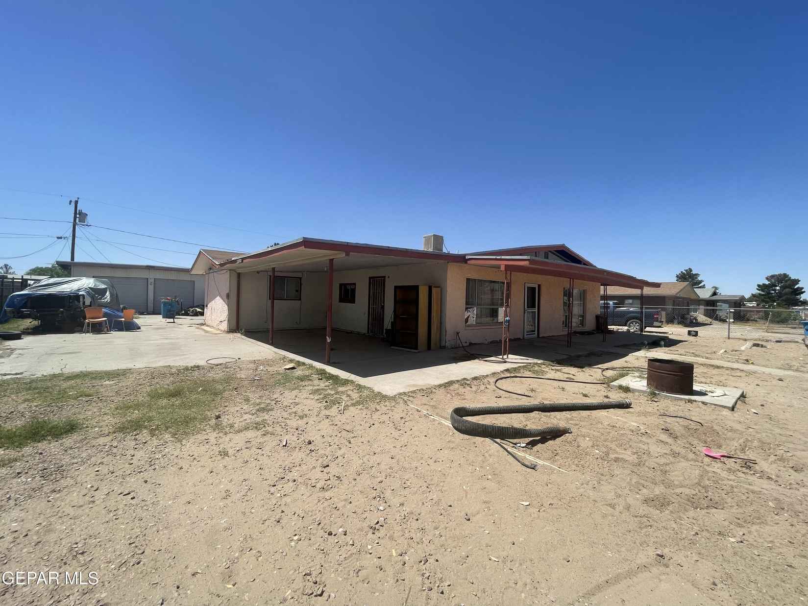 376 MOSHER Way  