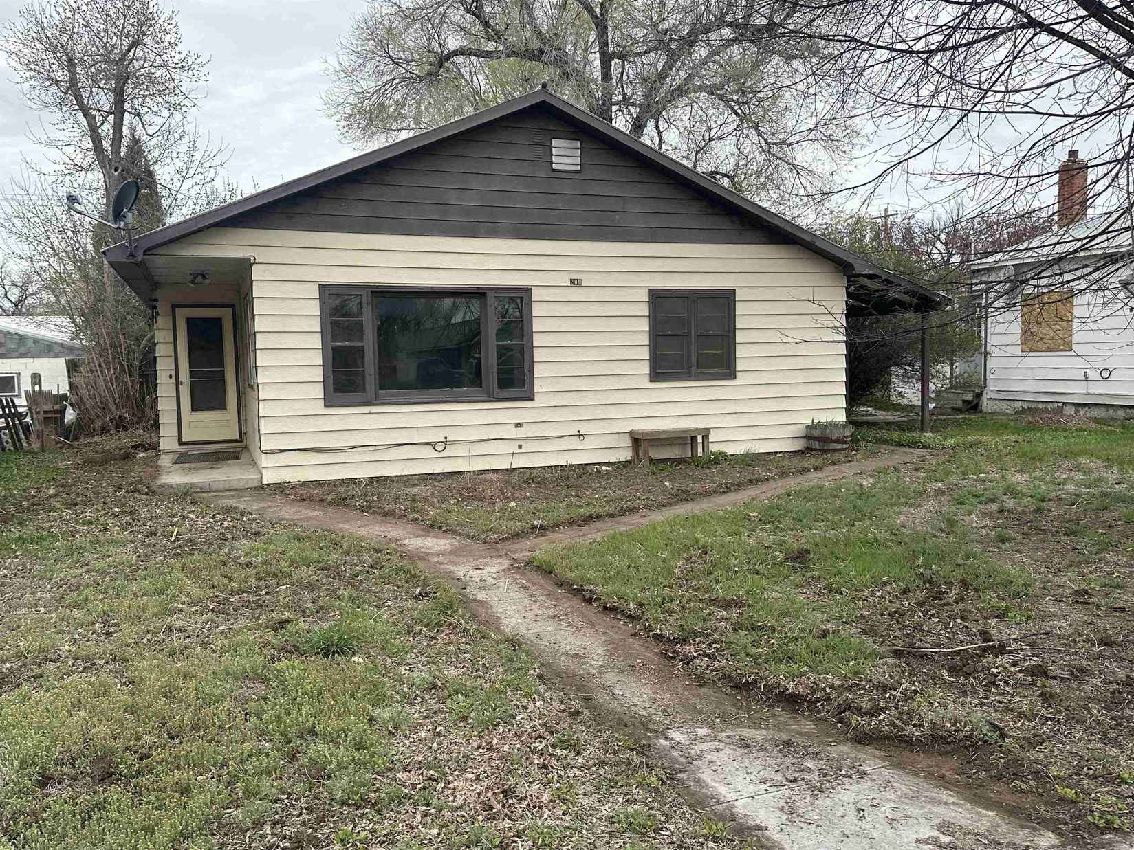 204 3rd Ave  