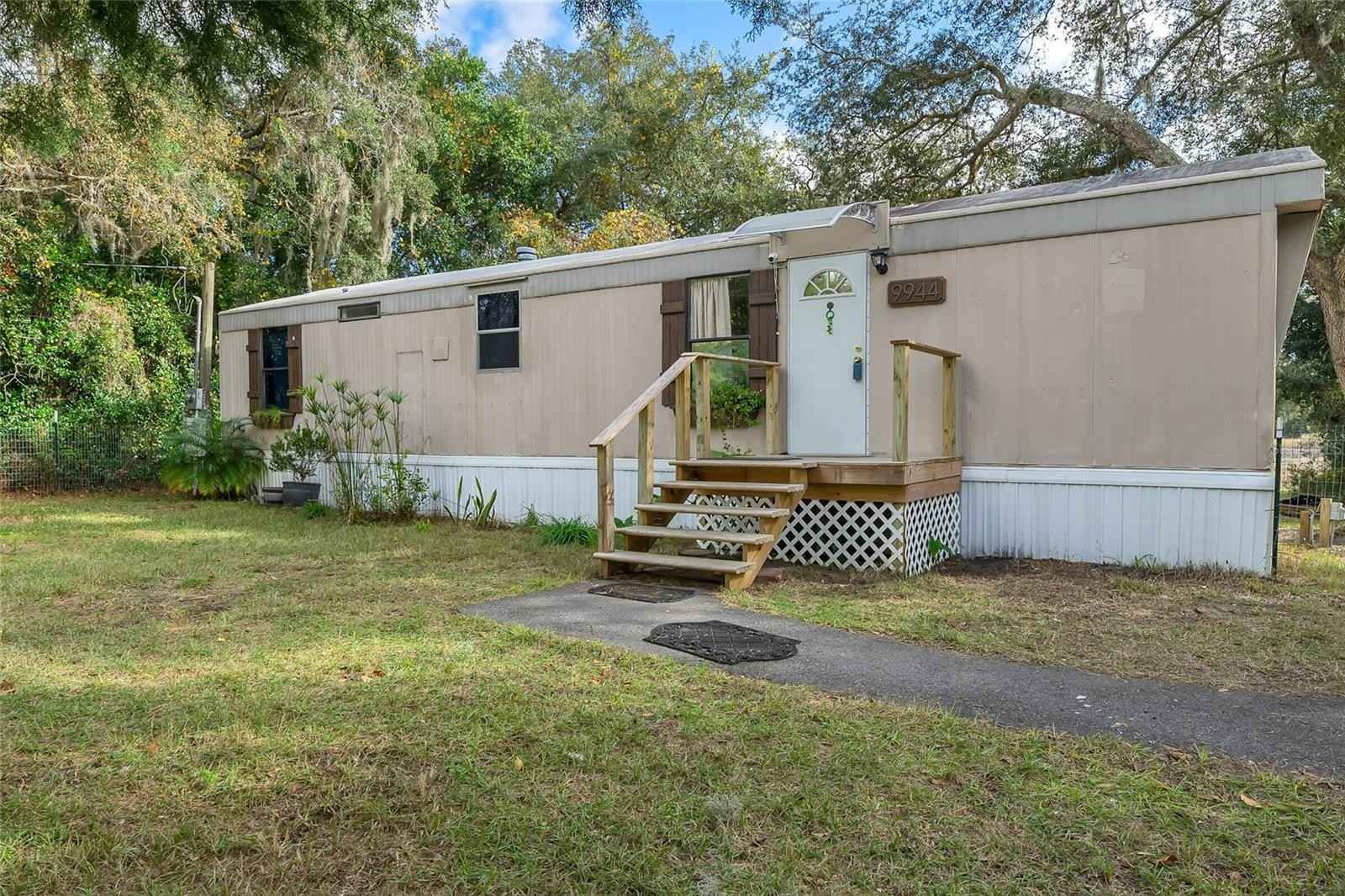 9944 Lk Dr  