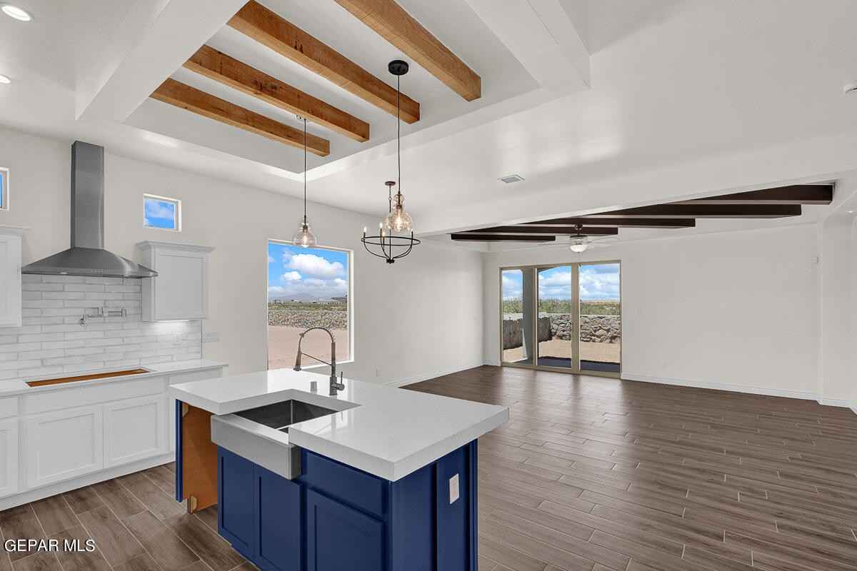 3744 MODEL Ln  