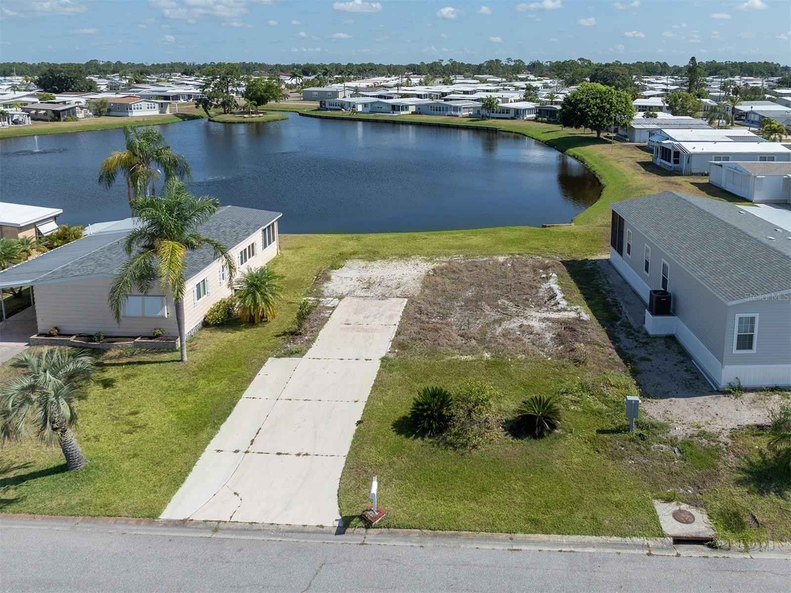108 Lakeview Dr  