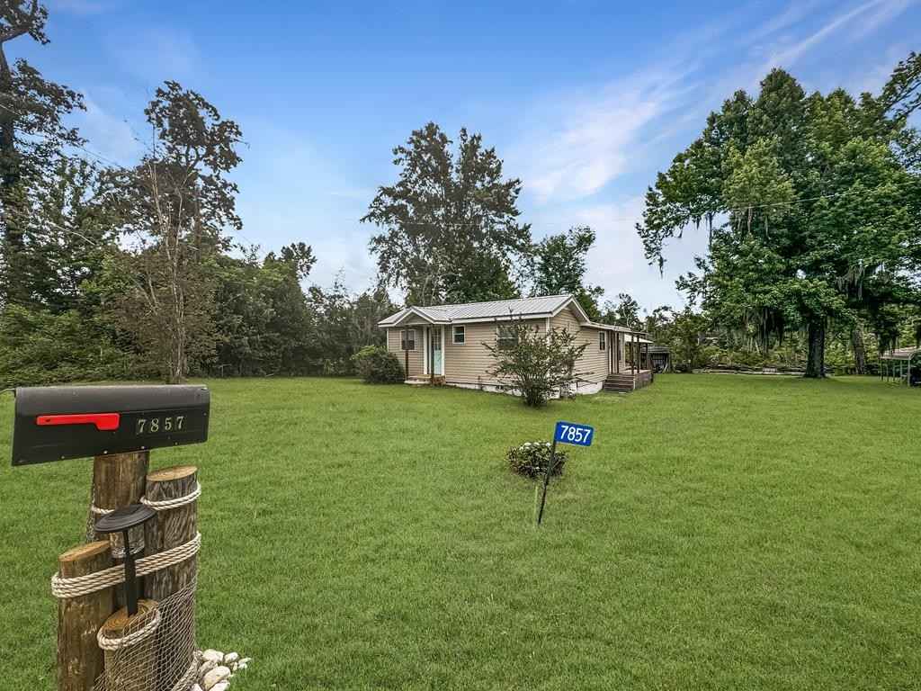 7857 Riverside Acres  