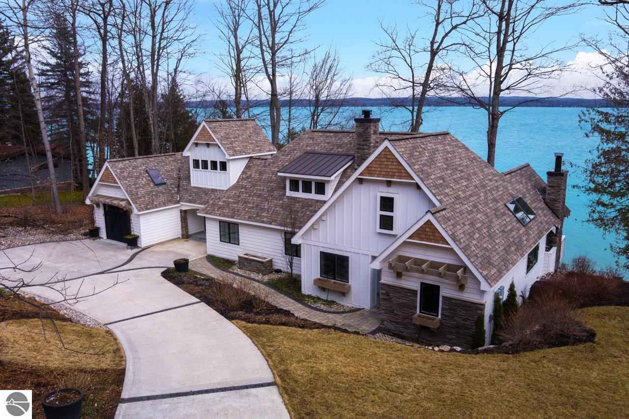 5643 N West Torch Lk Dr  