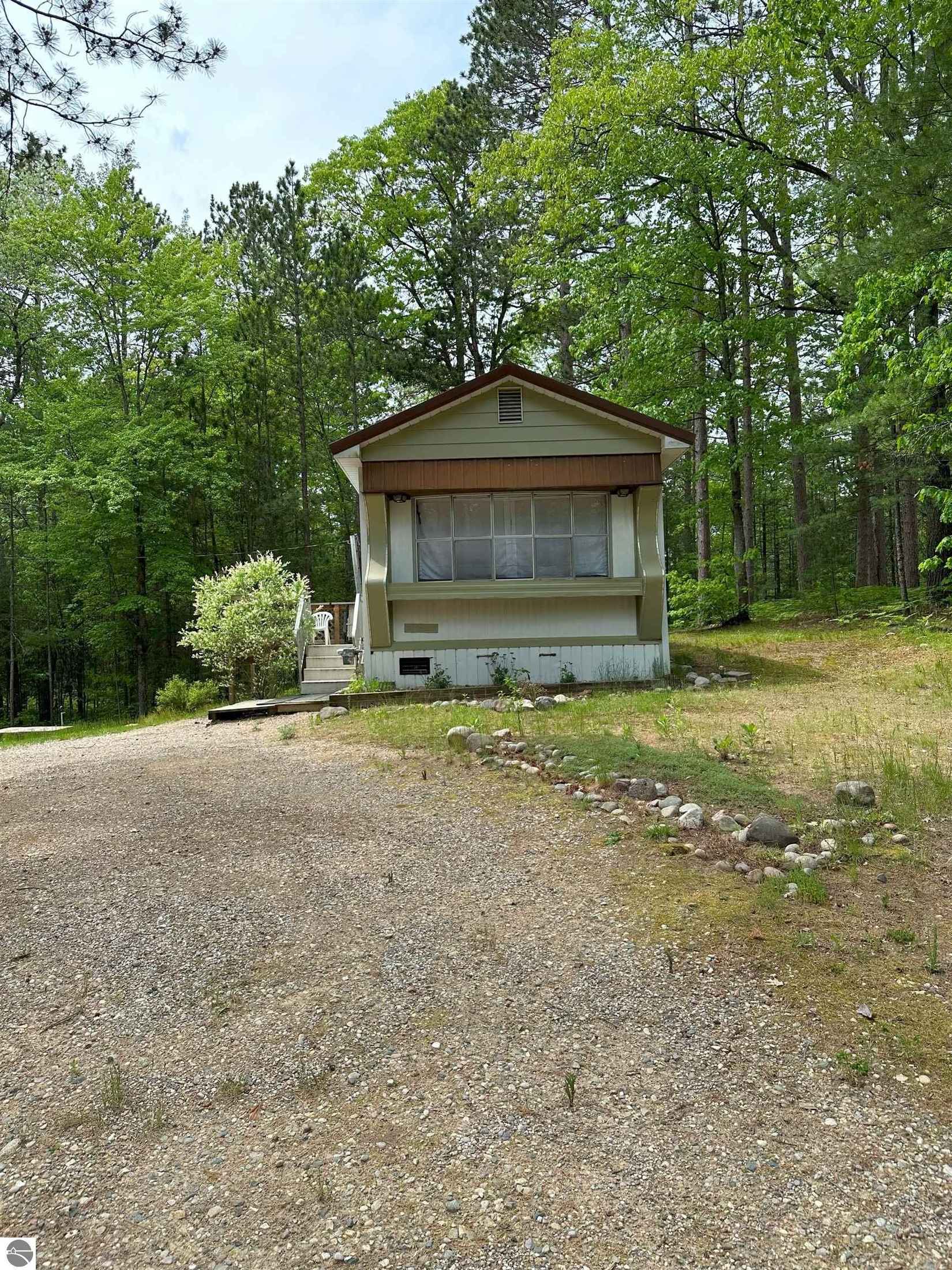 377 E Bear Lk Rd  