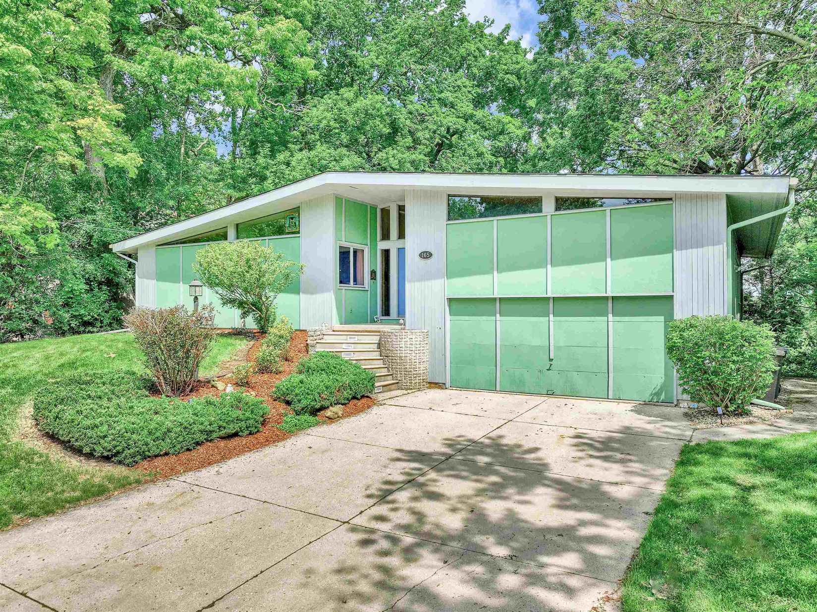 165 Phillips Ln  