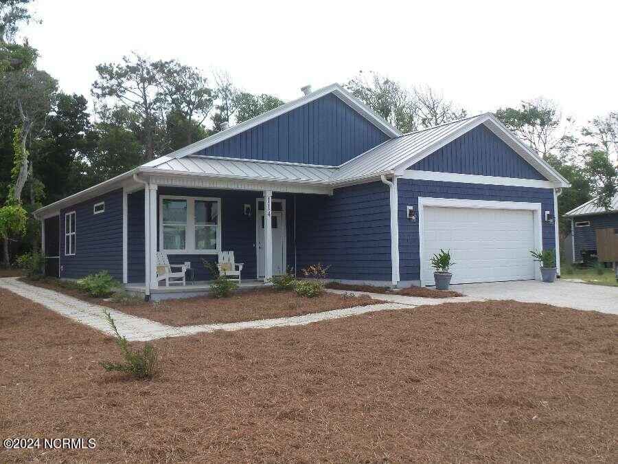 114 Evergreen Ln  