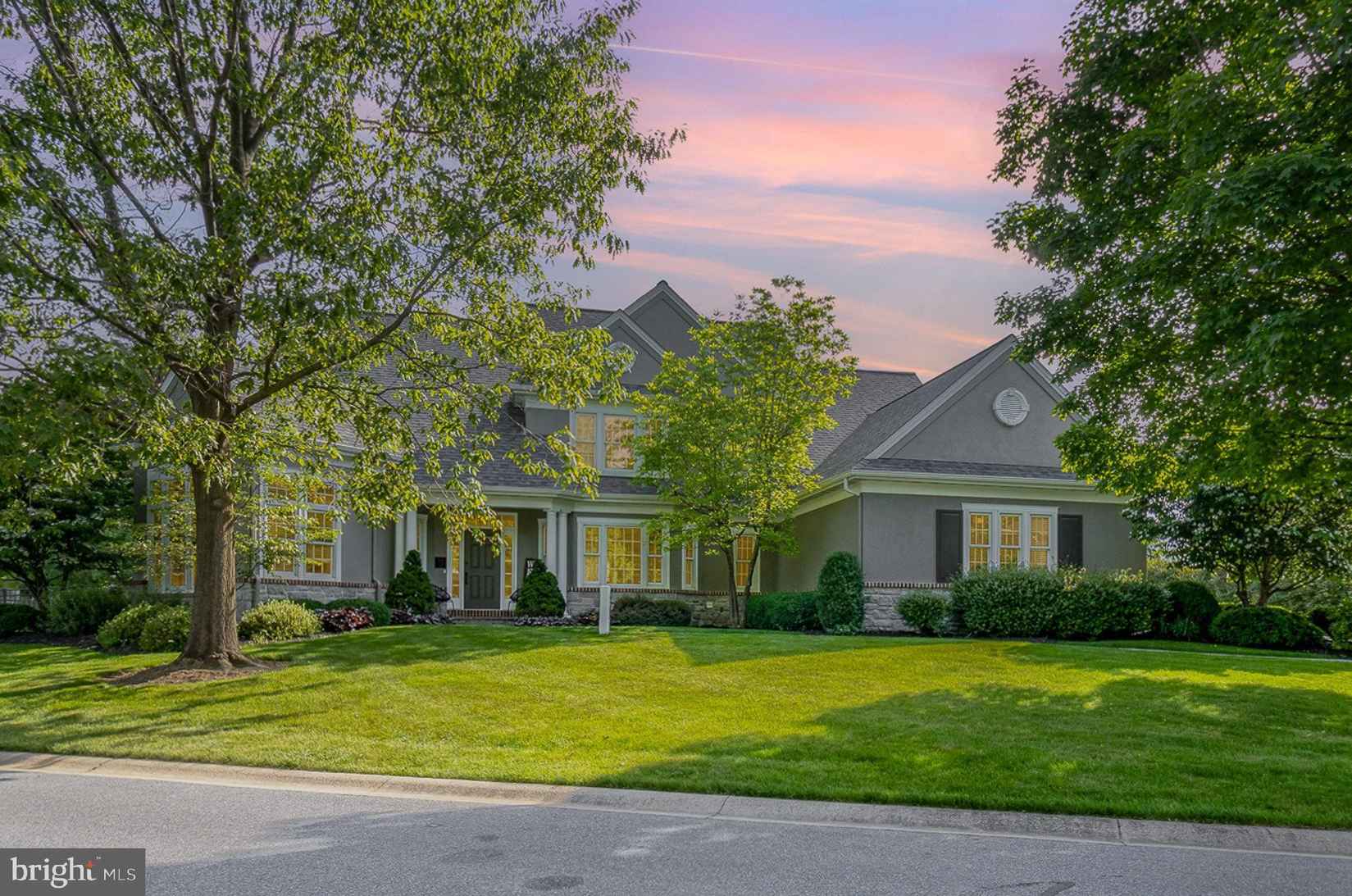 805 Greenside Dr  