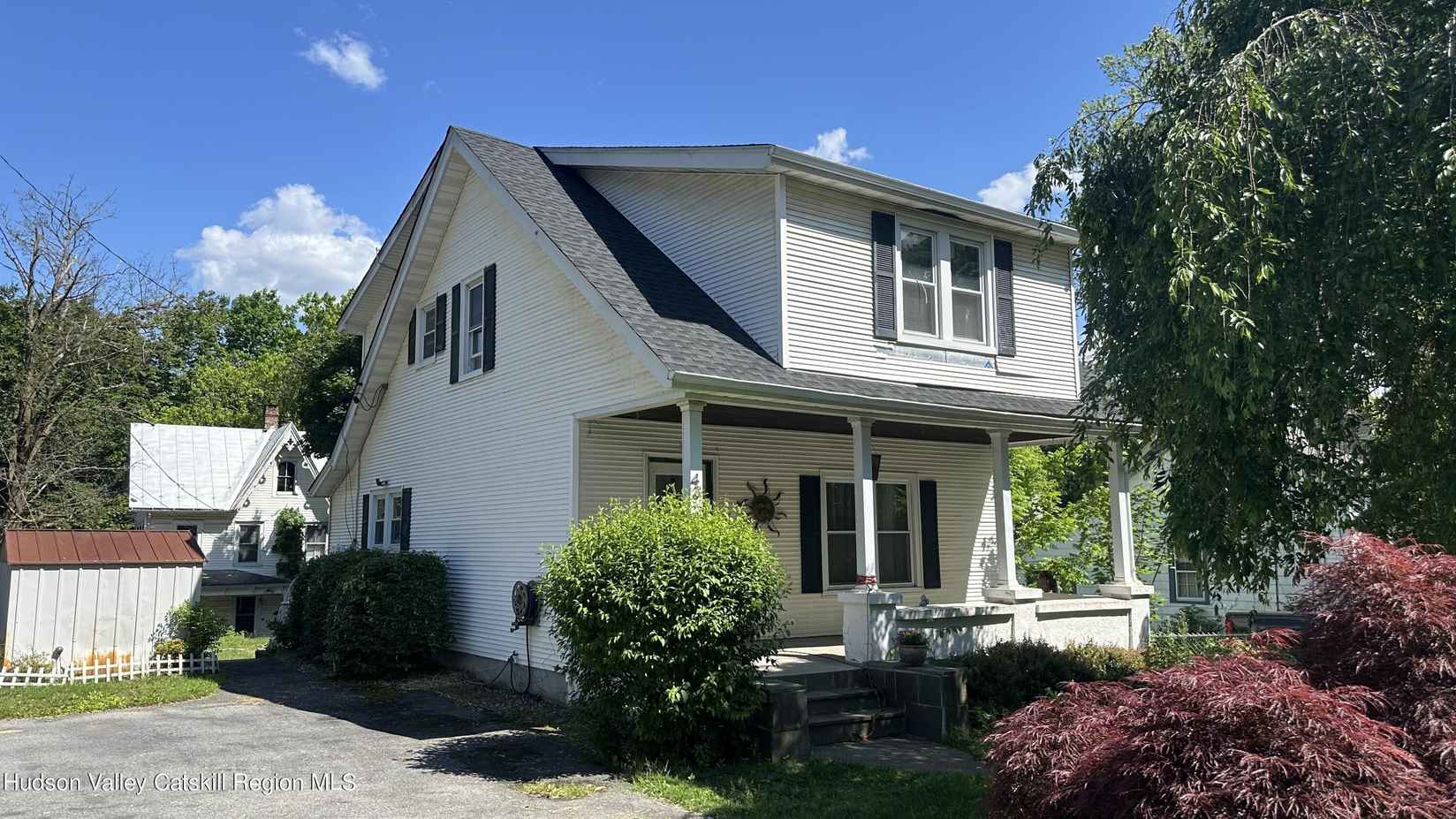 43 Grand St  