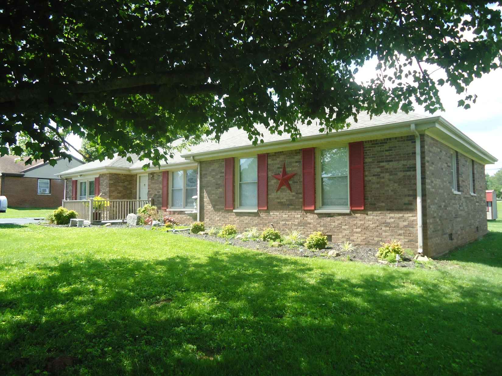 271 Longview St  