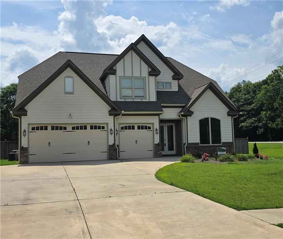 3000 Keeneland Blvd  