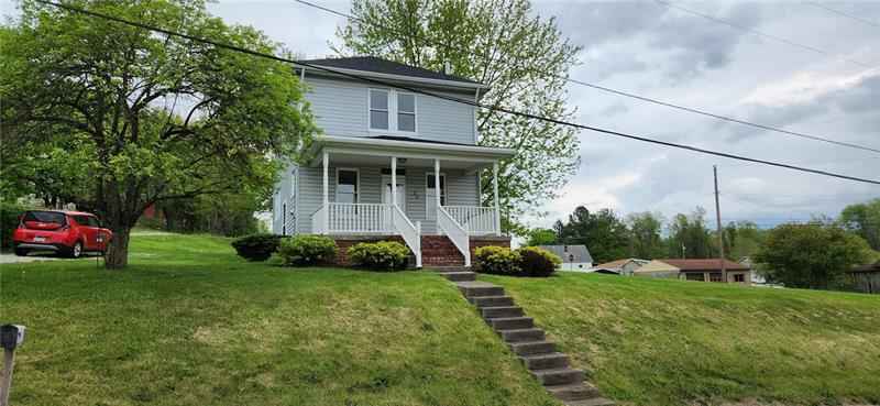 30 E Main St  